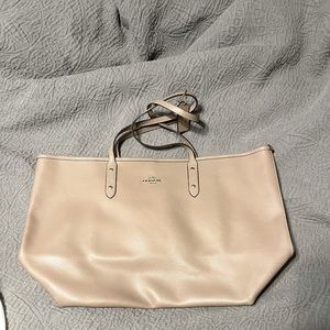 Large Coach tote bag